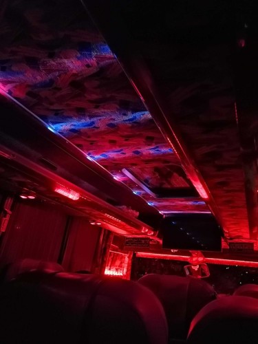 Noční autobus VIP